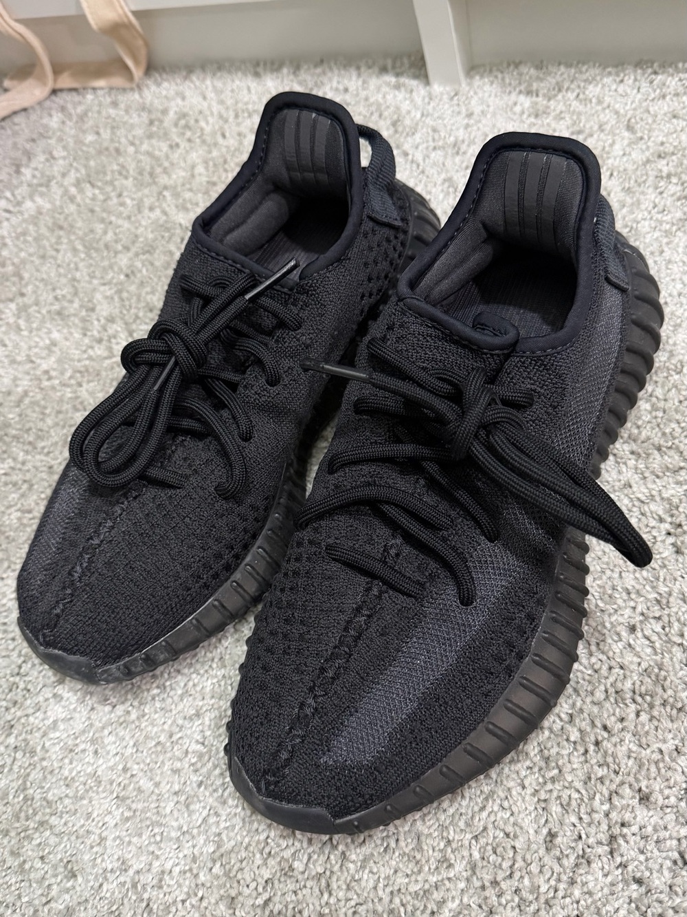 Adidas Yeezy Boost 350 V2 ONYX Black - 5.5